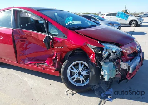 2010 Toyota Prius Iii z USA, uszkodzony, nr VIN JTDKN3DU7A0159916